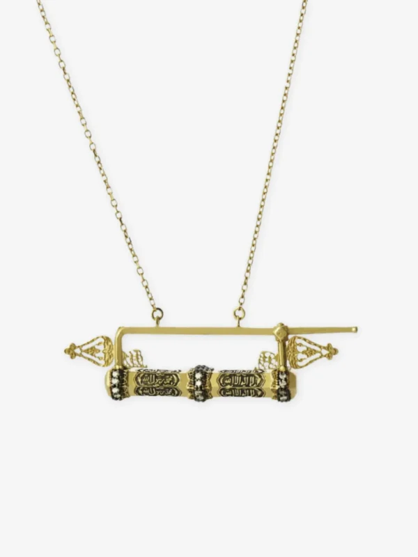 Tarihsel Kâbe anahtarı formunda 18 ayar altın kolye ucu tasarımı