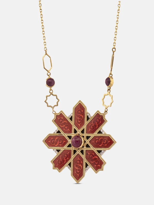 Selçuklu yıldızı formunda pırlanta ve yakut taşlı 18 ayar altın lüks kolye